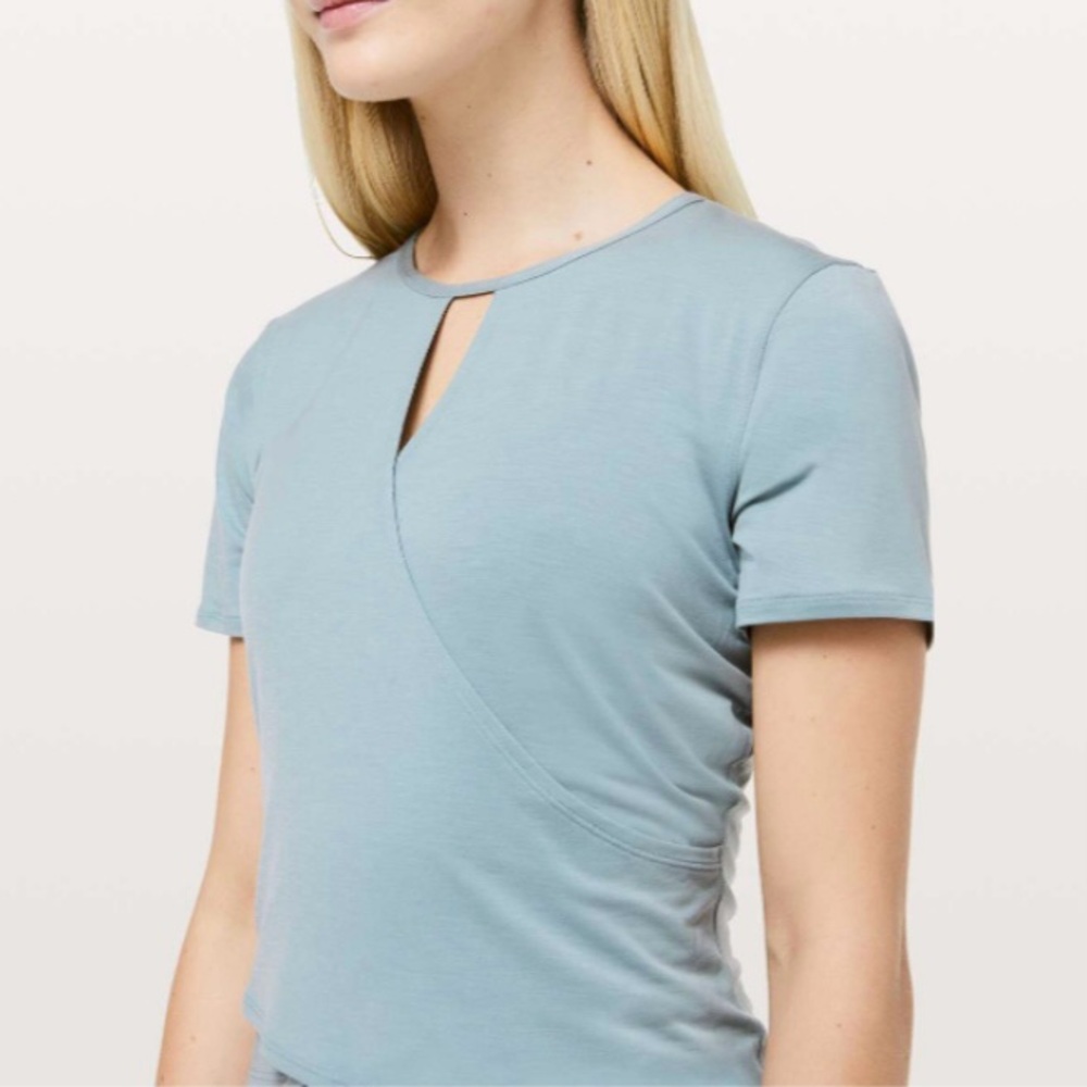 Lululemon Round Trip Short Sleeve Blouse Shirt Seafoam Blue Cast Faux Wrap Sz 2?